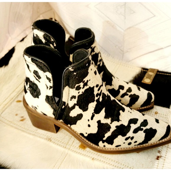 Myra Bag Shoes - BLACK Cowhide Dixon Booties Western Heel Black & White Hide